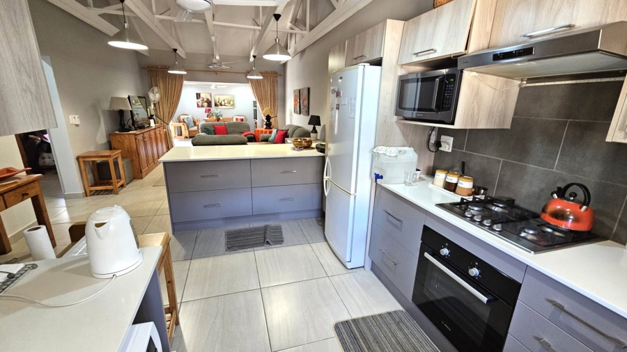 2 Bedroom Property for Sale in Ifafi North West